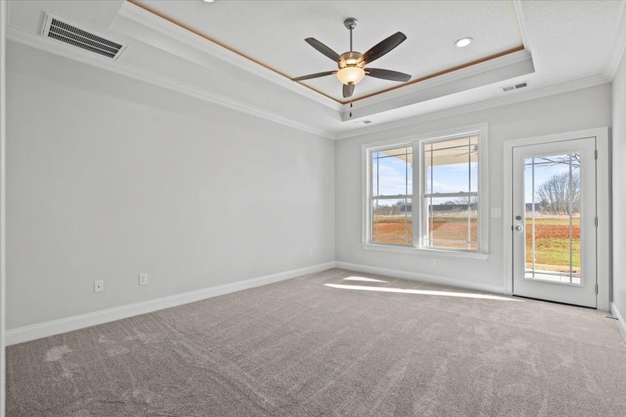 Representative unfurnished interior of a home built from the Roosevelt by Enchanted Homes in Guadalupe Heights, Seguin (Image 29).