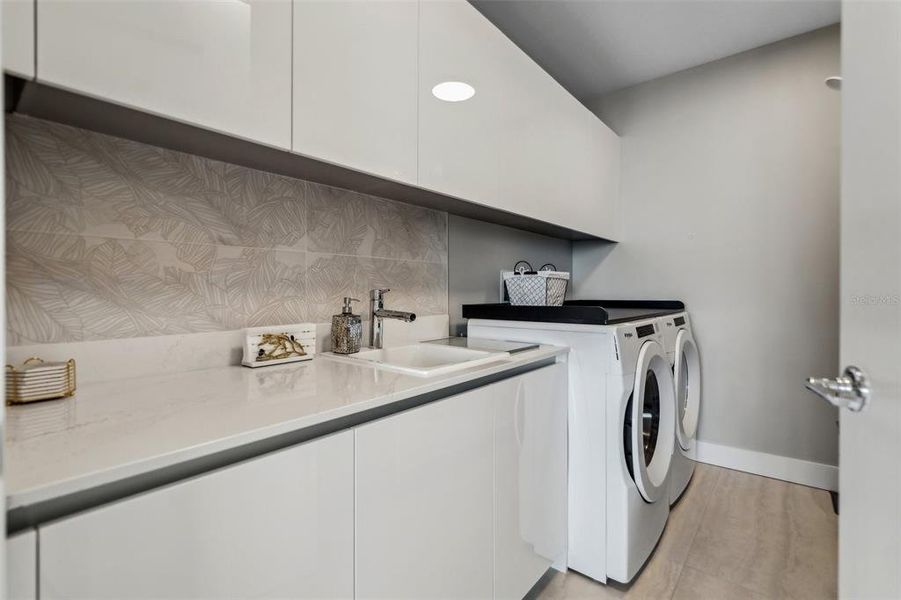 Furnished interior view inside a new home in , Sarasota (Image 51).
