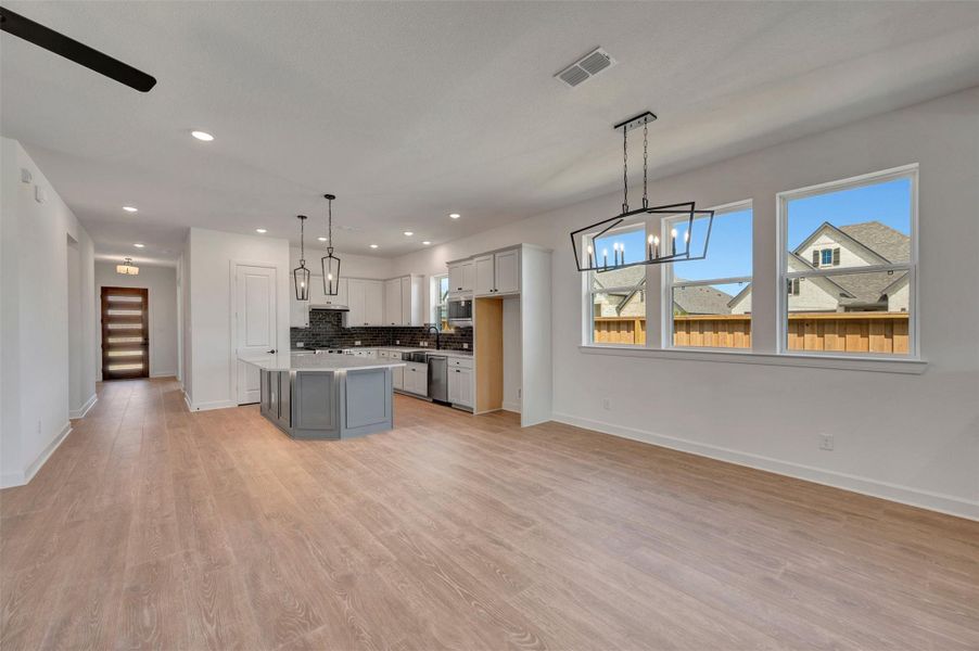 Spacious, unfurnished interior of a new home in Riceland - Enclave Collection, Mont Belvieu (Image 16). Spacious, unfurnished interior of a new home in Riceland - Enclave Collection, Mont Belvieu (Image 16).