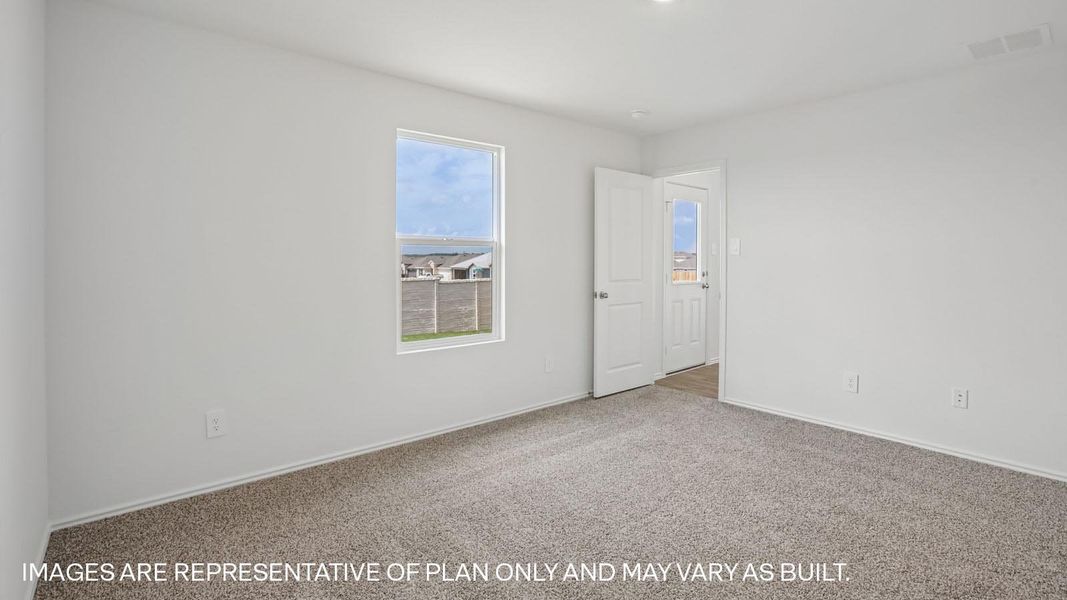 Spacious, unfurnished interior of a new home in Prairie Lakes, Buda (Image 19).