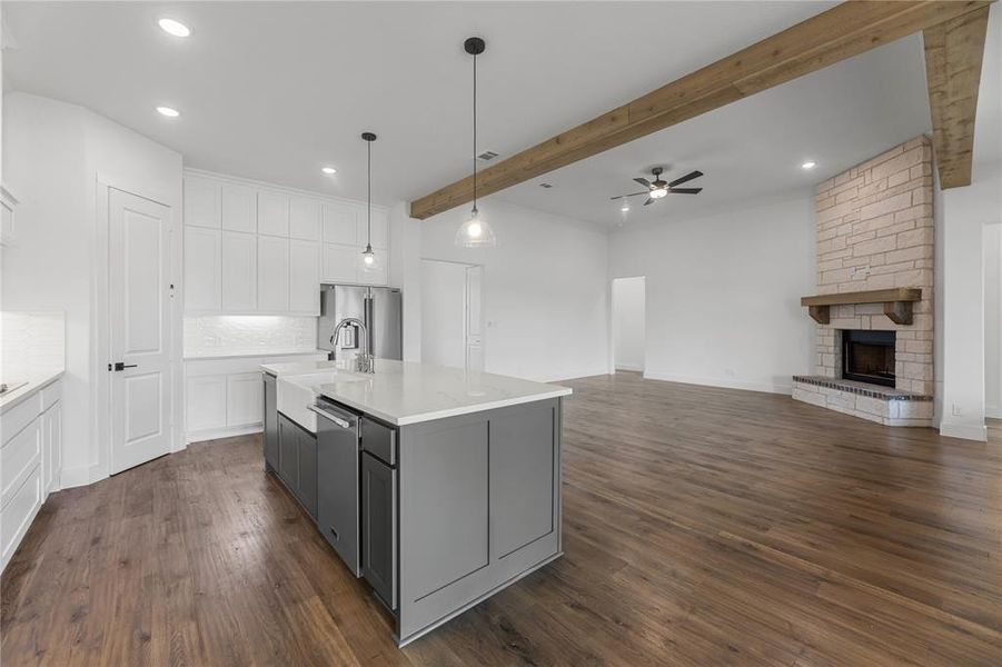 Furnished interior view inside a new home in King Crossing Estates, Van Alstyne (Image 18).
