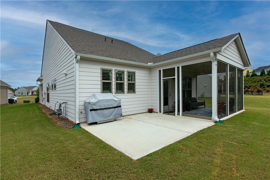 Exterior details and patio area of a home in , Hoschton (Image 3).