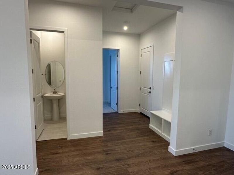 Sanc Lot 01 - Entry 2 Sanc Lot 01 - Entry 2