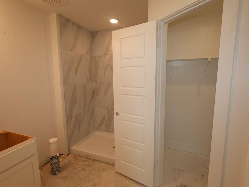 Image 42 of a home in Lago Mar.