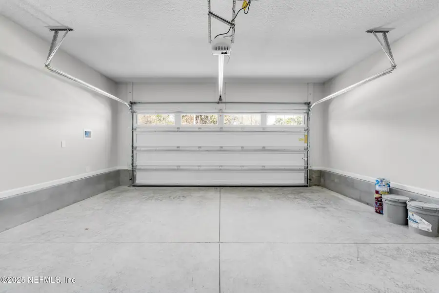 Spacious, unfurnished interior of a new home in , Jacksonville (Image 26). Spacious, unfurnished interior of a new home in , Jacksonville (Image 26).