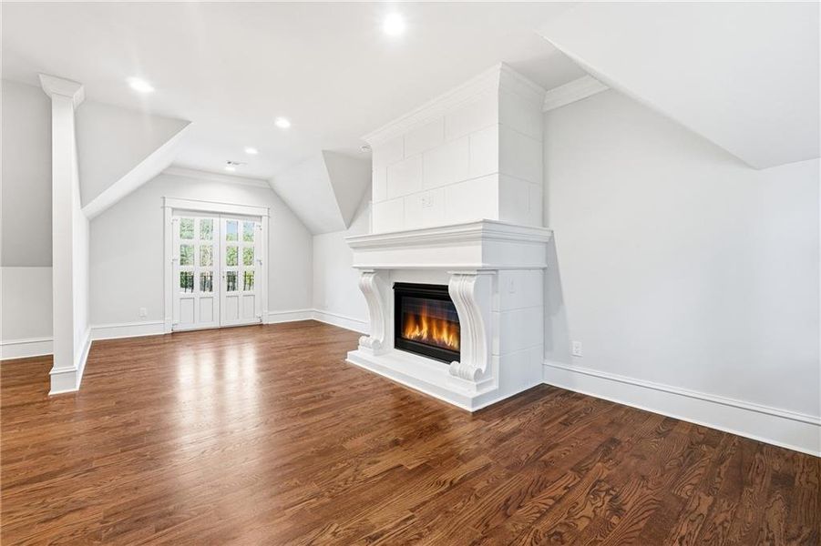 Spacious, unfurnished interior of a new home in , Roswell (Image 38).