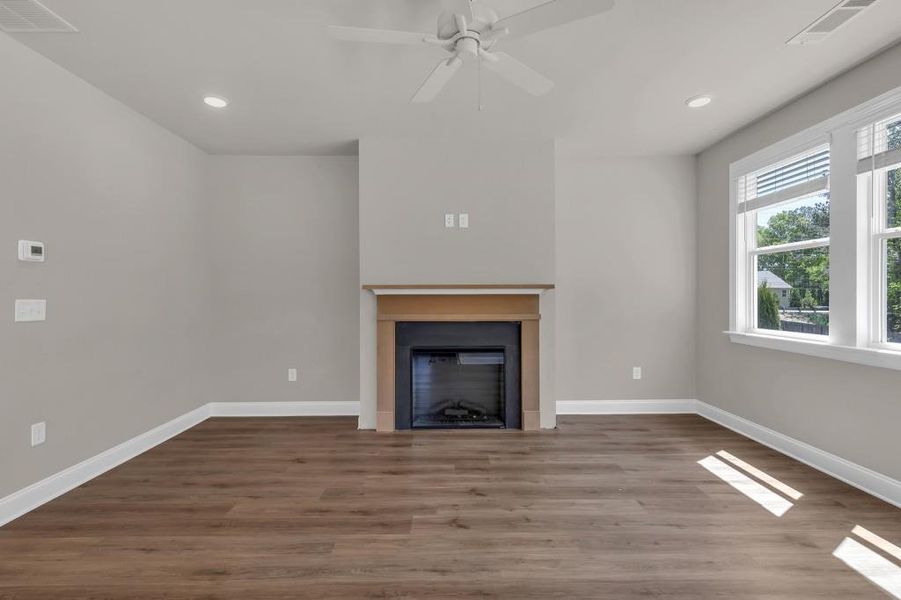 Spacious, unfurnished interior of a new home in , Lawrenceville (Image 16).