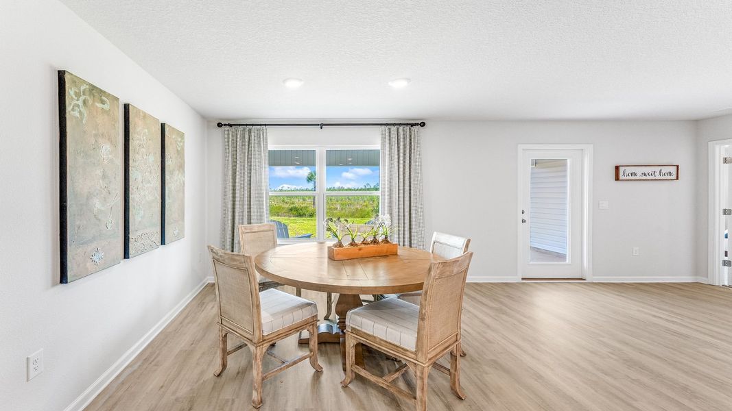 Furnished interior view inside a new home in Morningside, Panama City (Image 25).
