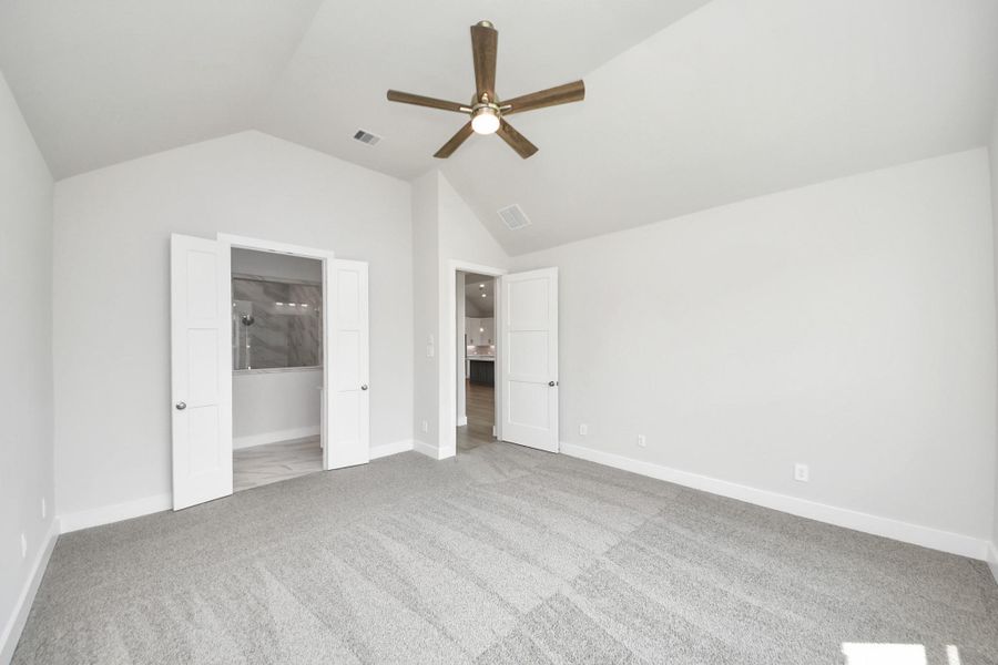 Spacious, unfurnished interior of a new home in Amira: Heritage Collection, Tomball (Image 14). Spacious, unfurnished interior of a new home in Amira: Heritage Collection, Tomball (Image 14).