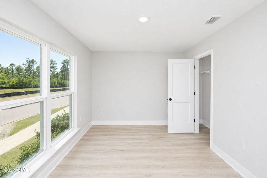 Spacious, unfurnished interior of a new home in East Bay, Panama City (Image 11).