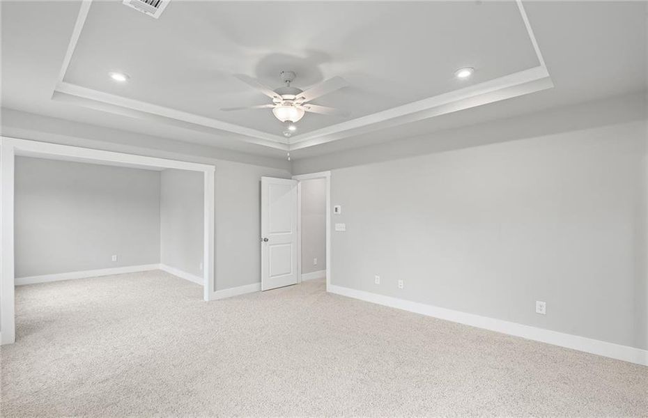Spacious, unfurnished interior of a new home in Oakwood, Cumming (Image 34).