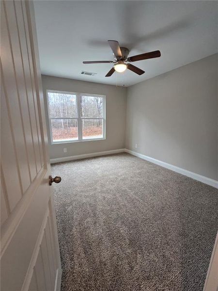 Spacious, unfurnished interior of a new home in , Jefferson (Image 22).
