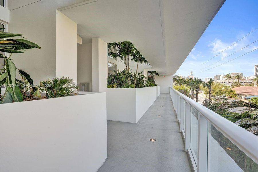 Exterior details and patio area of a home in , Pompano Beach (Image 26).