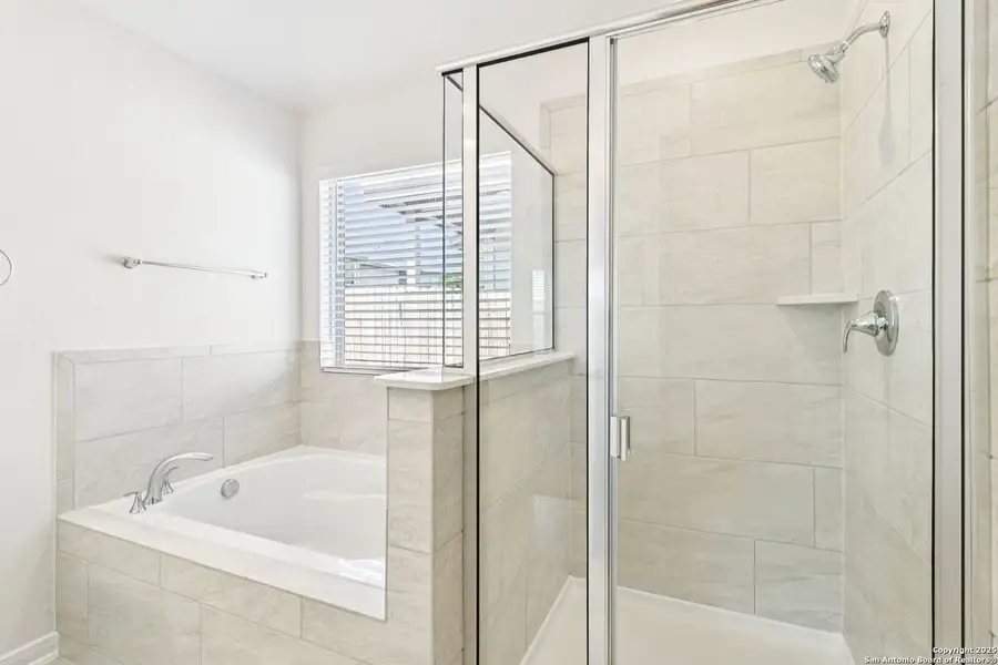 Furnished interior view inside a new home in Lark Canyon, New Braunfels (Image 7).