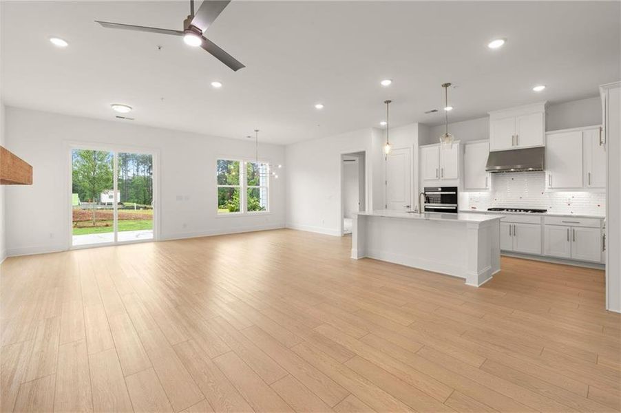 Spacious, unfurnished interior of a new home in , Kennesaw (Image 37).