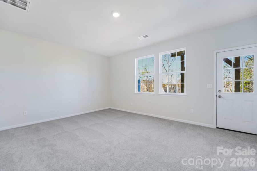 Spacious, unfurnished interior of a new home in Village of Waxhaw, Waxhaw (Image 21).