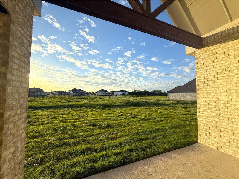 Exterior details and patio area of a home in Ridge Park Estates, Royse City (Image 18).