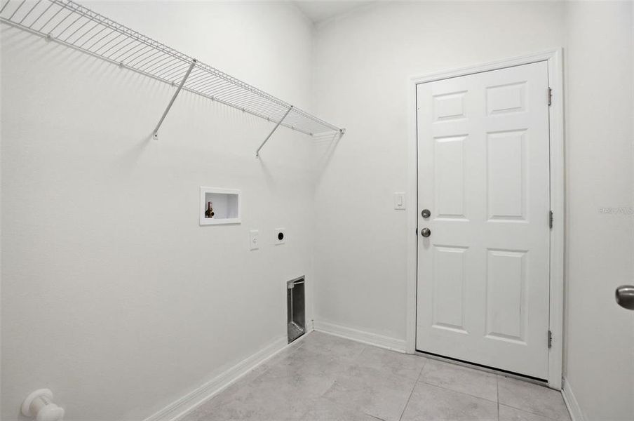 Spacious, unfurnished interior of a new home in Hilltop Point, Dade City (Image 47). Spacious, unfurnished interior of a new home in Hilltop Point, Dade City (Image 47).