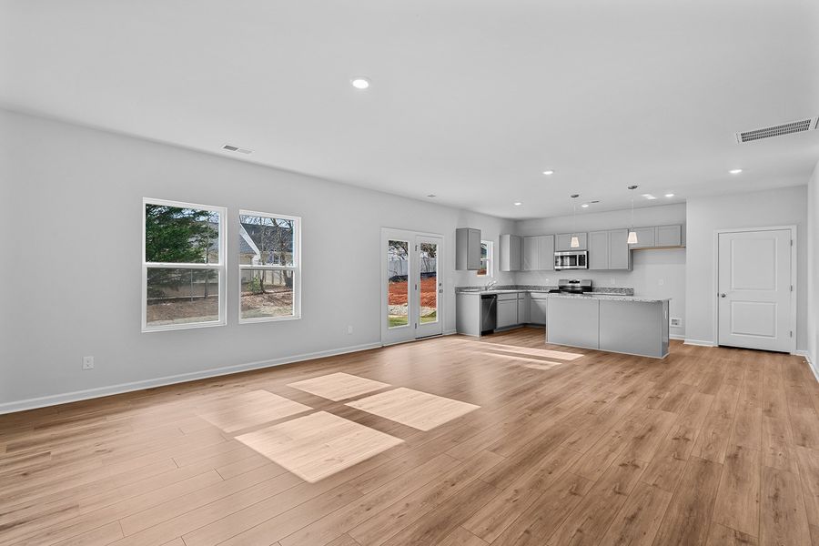 Spacious, unfurnished interior of a new home in Bell West, Kernersville (Image 22).