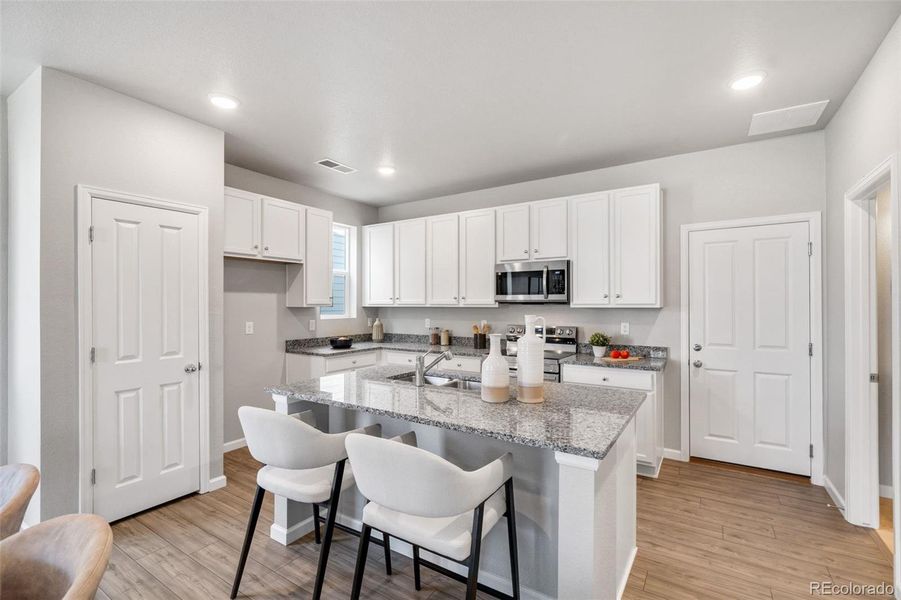 Furnished interior view inside a new home in Pintail Commons at Johnstown Village, Johnstown (Image 28).