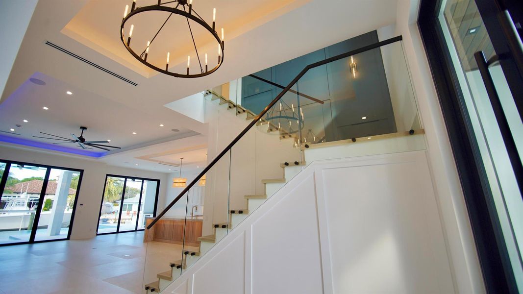 Close-up of interior finishes inside a home in , Palm Beach Gardens (Image 24).