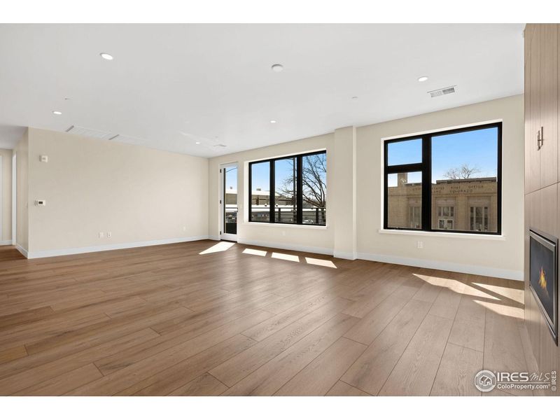 Spacious, unfurnished interior of a new home in , Loveland (Image 20).