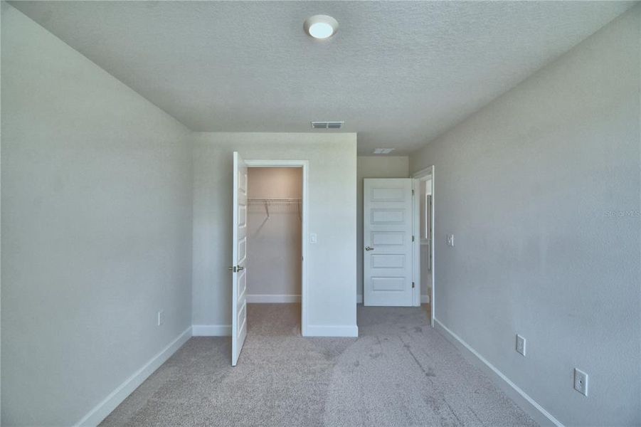 Spacious, unfurnished interior of a new home in Lake Juliana Estates, Auburndale (Image 15).