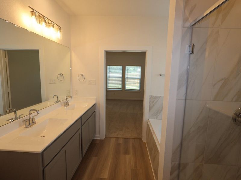 Furnished interior view inside a new home in Indian Springs, Crosby (Image 4).