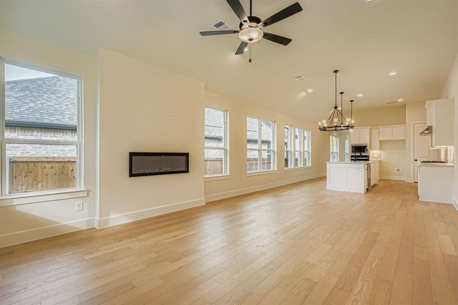 Spacious, unfurnished interior of a new home in Hillstead, Lavon (Image 15).