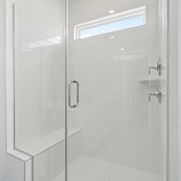 2855 Fletcher Owners Bath 2of2 F2 8 6 25 2855 Fletcher Owners Bath 2of2 F2 8 6 25