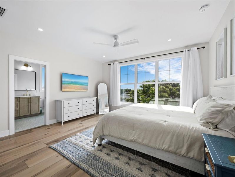 Furnished interior view inside a new home in , Longboat Key (Image 16).