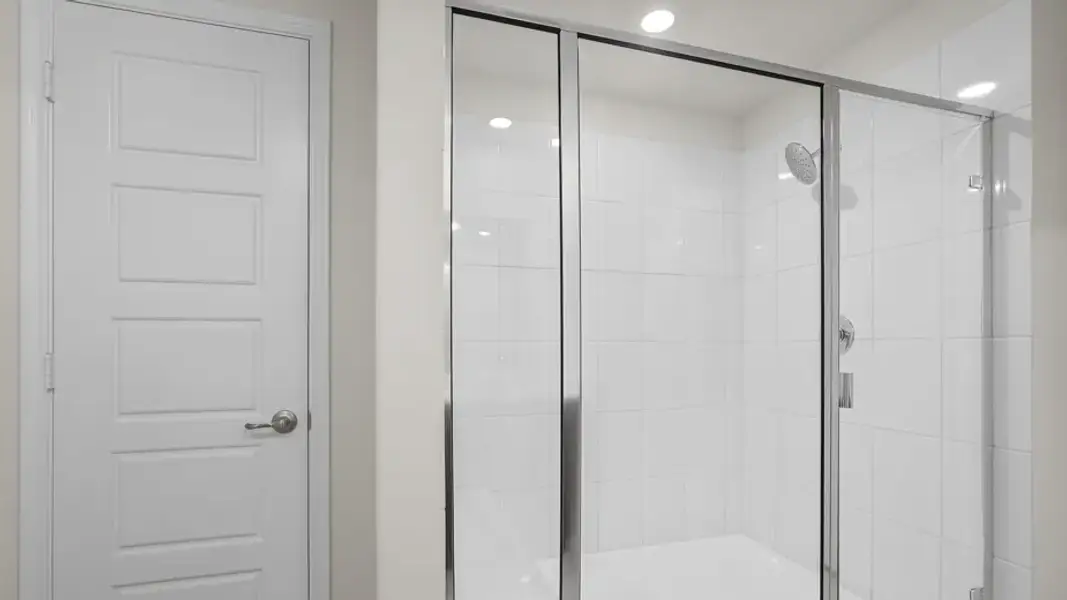 Close-up of interior finishes inside a home in Elevon, Lavon (Image 17).