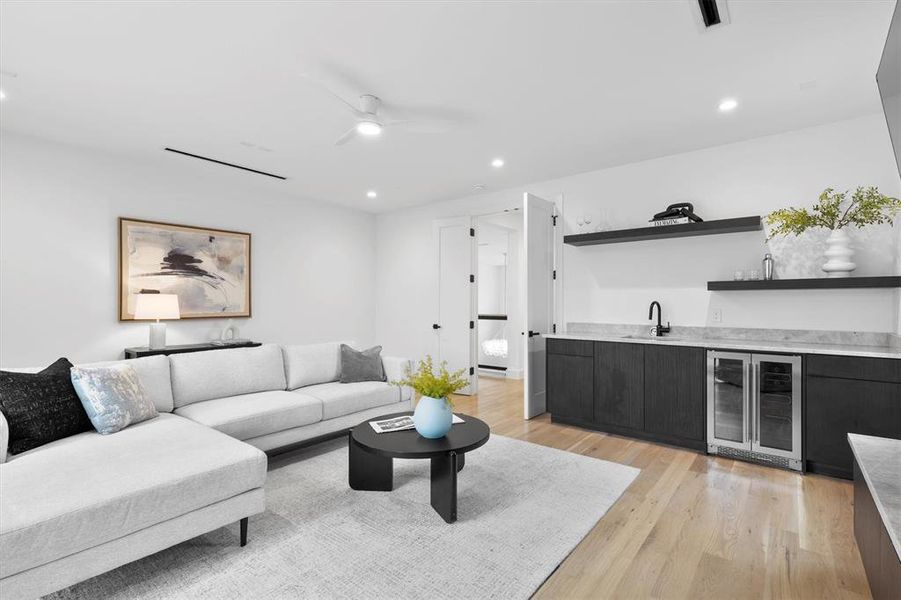 Furnished interior view inside a new home in , Dallas (Image 9).