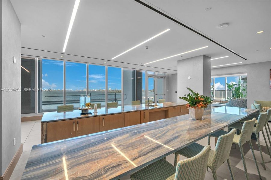 Community amenities in , Miami (Image 60).