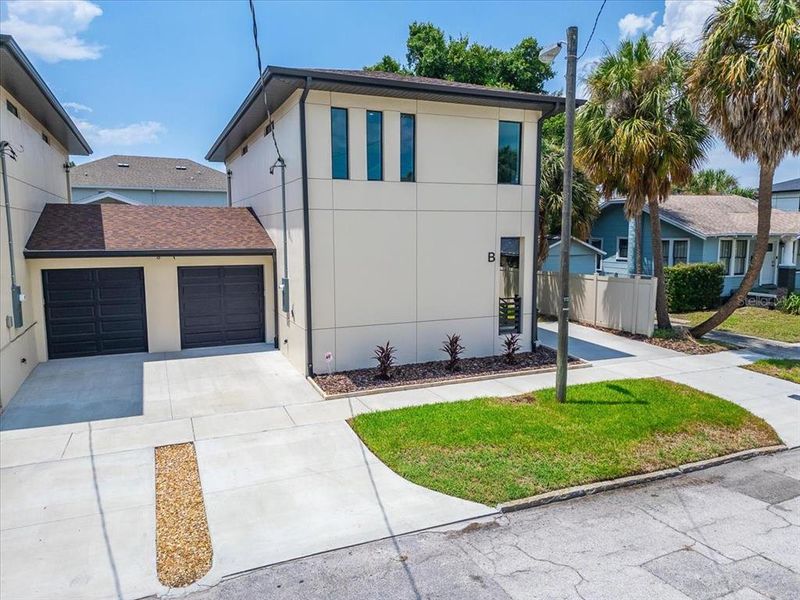 Image 82 of a home in .
