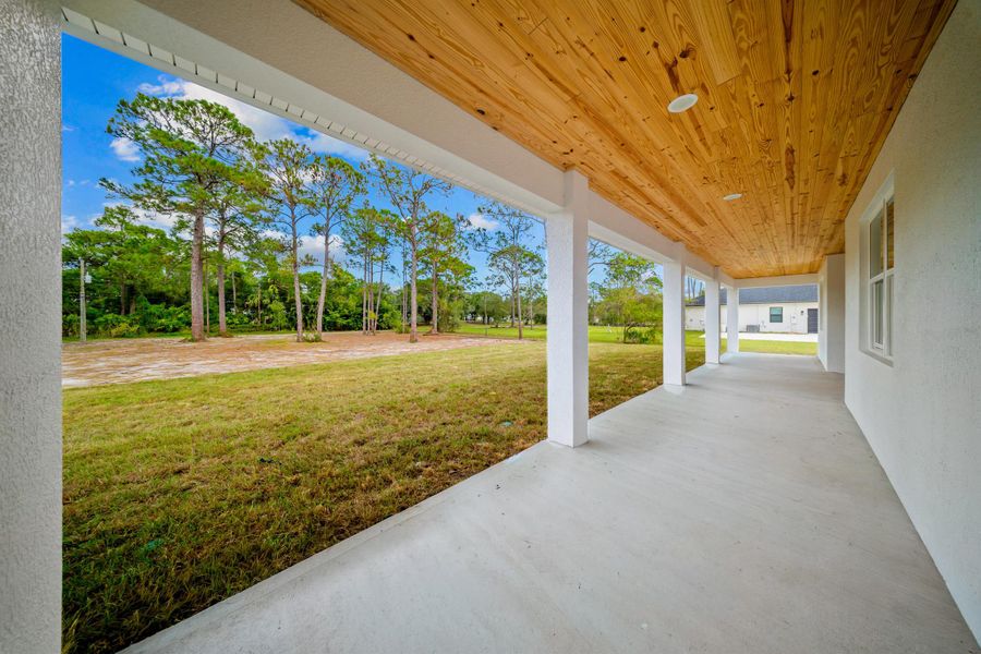 Exterior details and patio area of a home in , Fort Pierce (Image 25). Exterior details and patio area of a home in , Fort Pierce (Image 25).