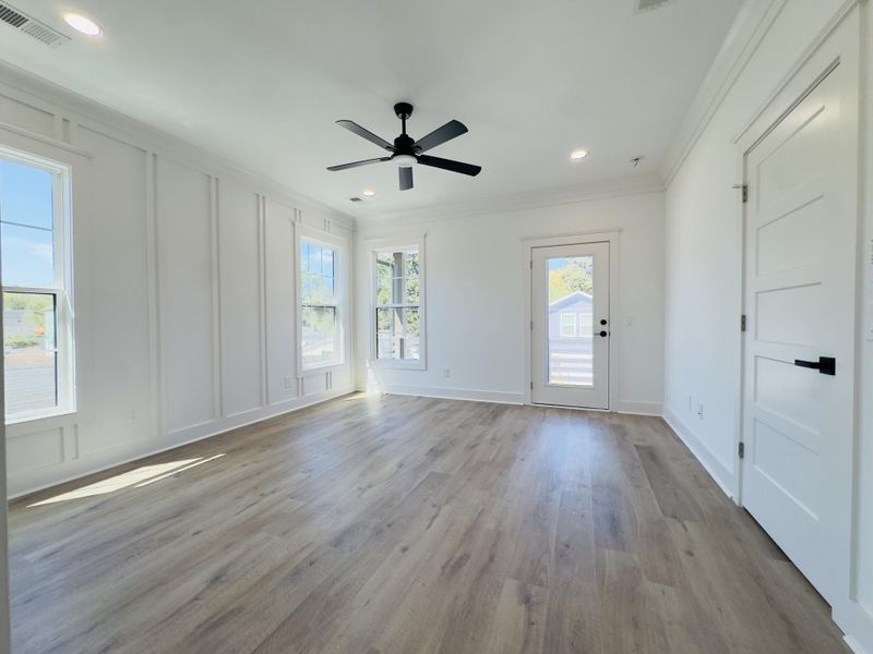 Spacious, unfurnished interior of a new home in , North Charleston (Image 37).