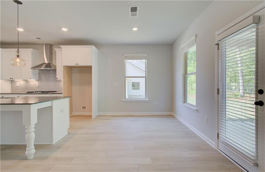 Spacious, unfurnished interior of a new home in Kingston, Locust Grove (Image 15).