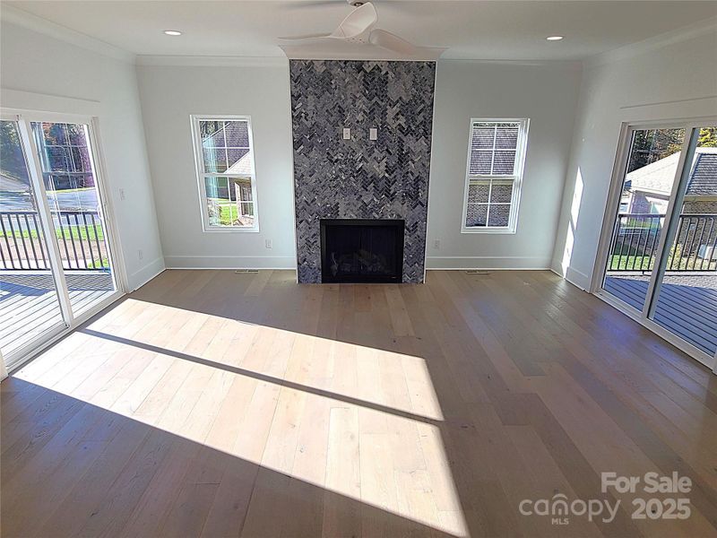 Spacious, unfurnished interior of a new home in , Hickory (Image 18).