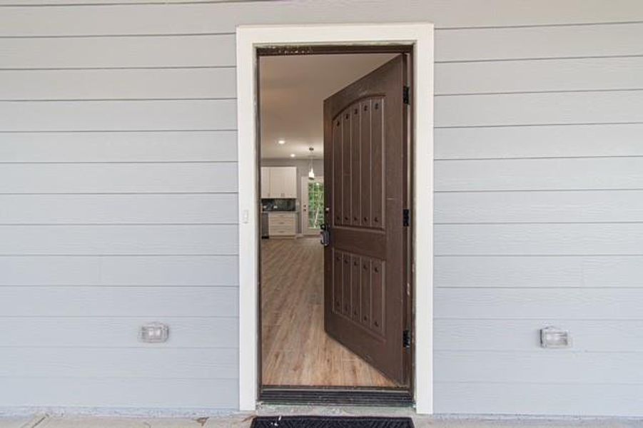 Exterior details and patio area of a home in , Jefferson (Image 4).