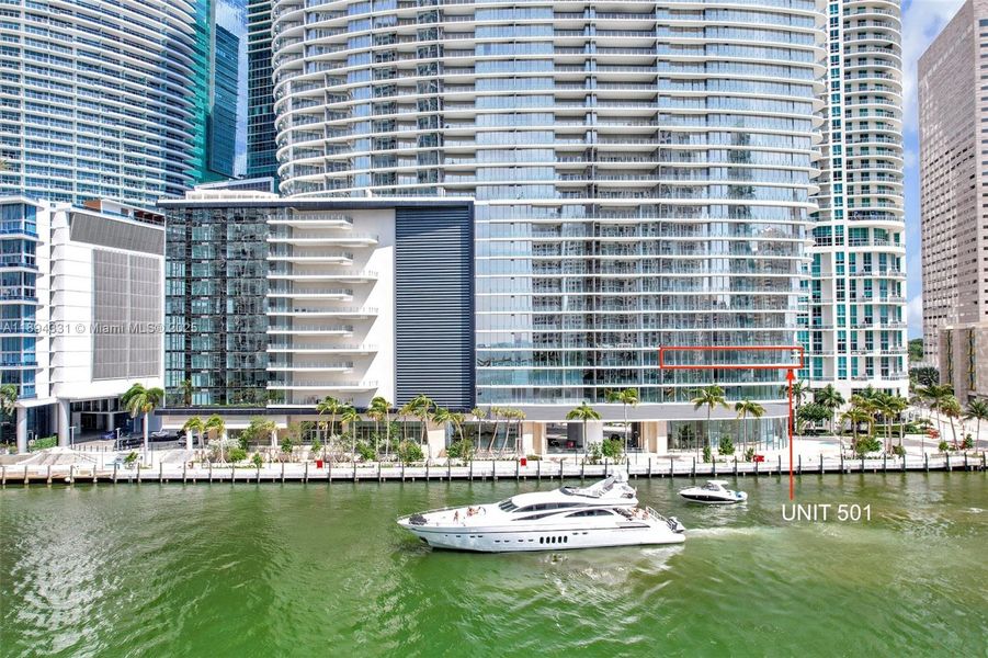 Condo located in Miami, FL showcasing its design and architecture (Image 25). Condo located in Miami, FL showcasing its design and architecture (Image 25).