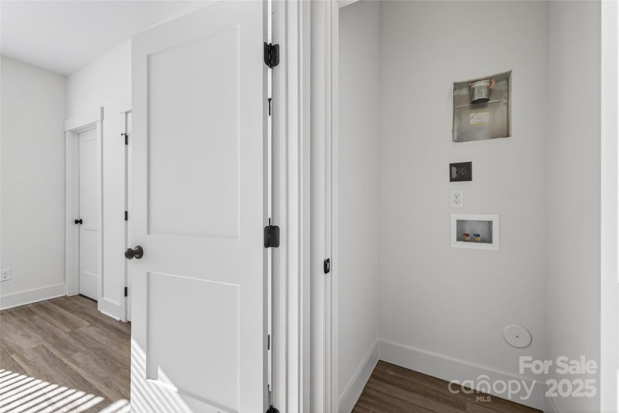 Spacious, unfurnished interior of a new home in , Charlotte (Image 24).