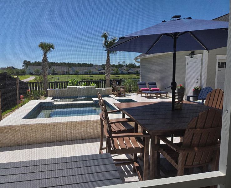 Exterior details and patio area of a home in Carnes Crossroads, Summerville (Image 34).