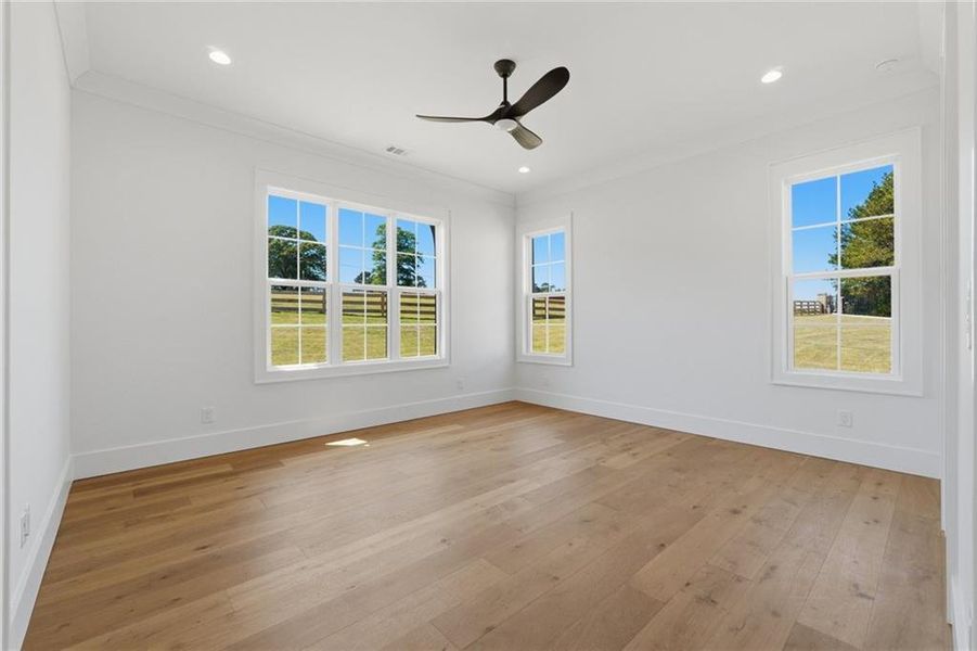 Spacious, unfurnished interior of a new home in , Bethlehem (Image 33).