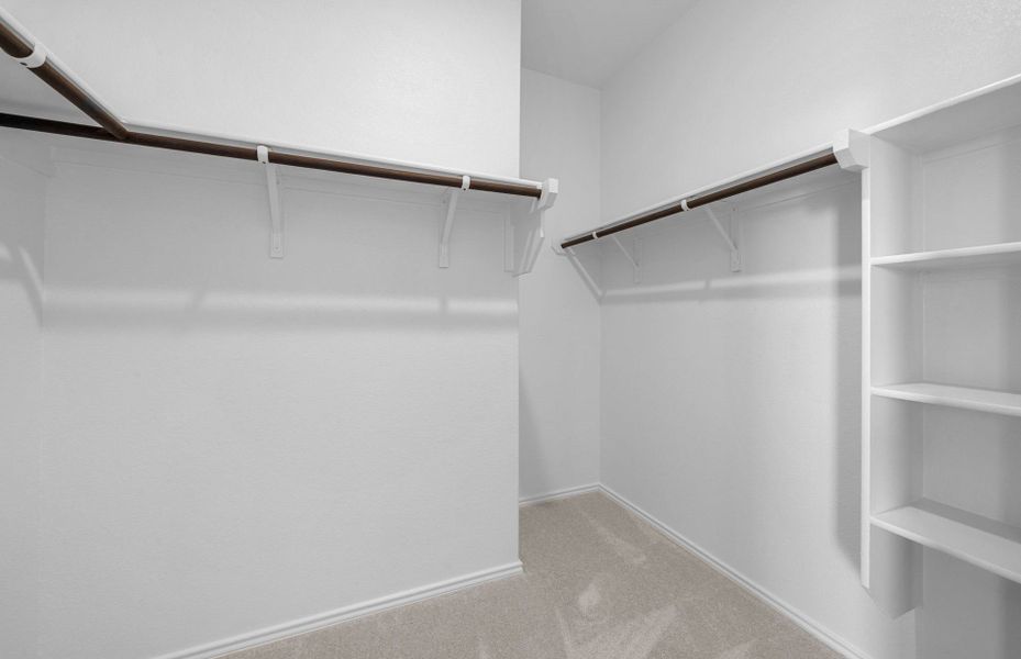Primary Walkin Closet