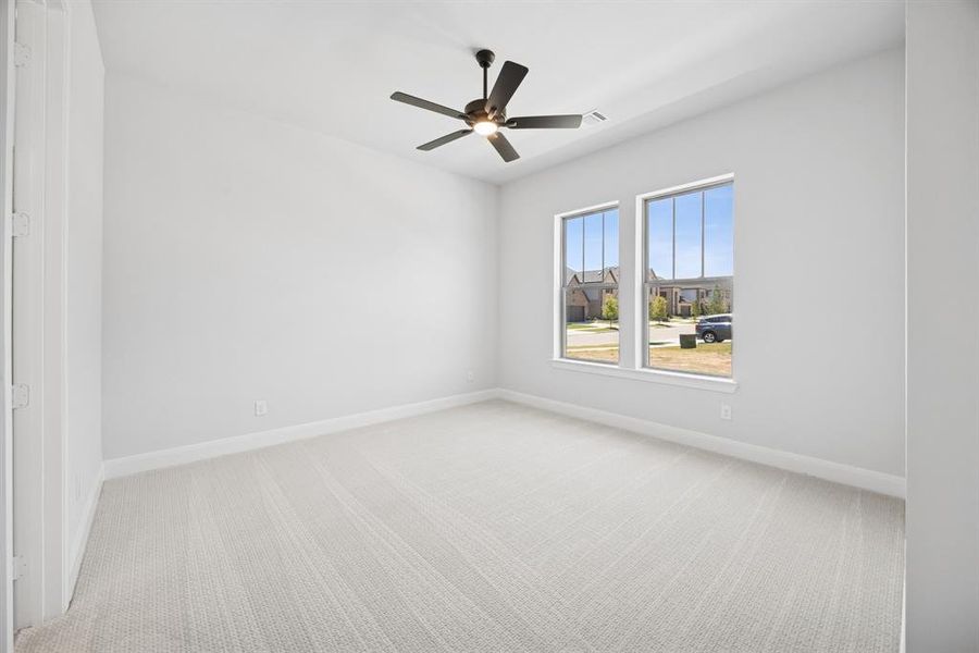 Spacious, unfurnished interior of a new home in The Retreat at Harvest, Argyle (Image 18). Spacious, unfurnished interior of a new home in The Retreat at Harvest, Argyle (Image 18).