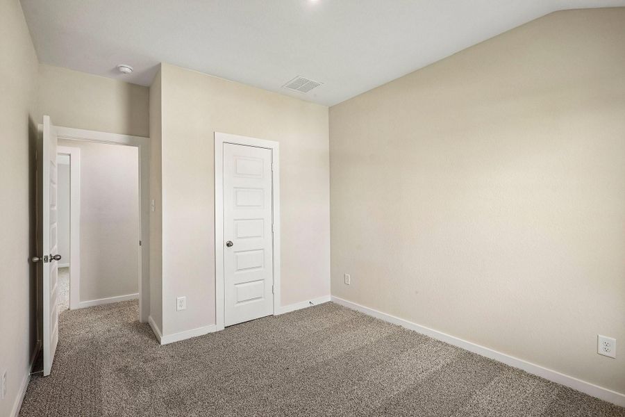 Spacious, unfurnished interior of a new home in Bluestem, Brookshire (Image 39). Spacious, unfurnished interior of a new home in Bluestem, Brookshire (Image 39).