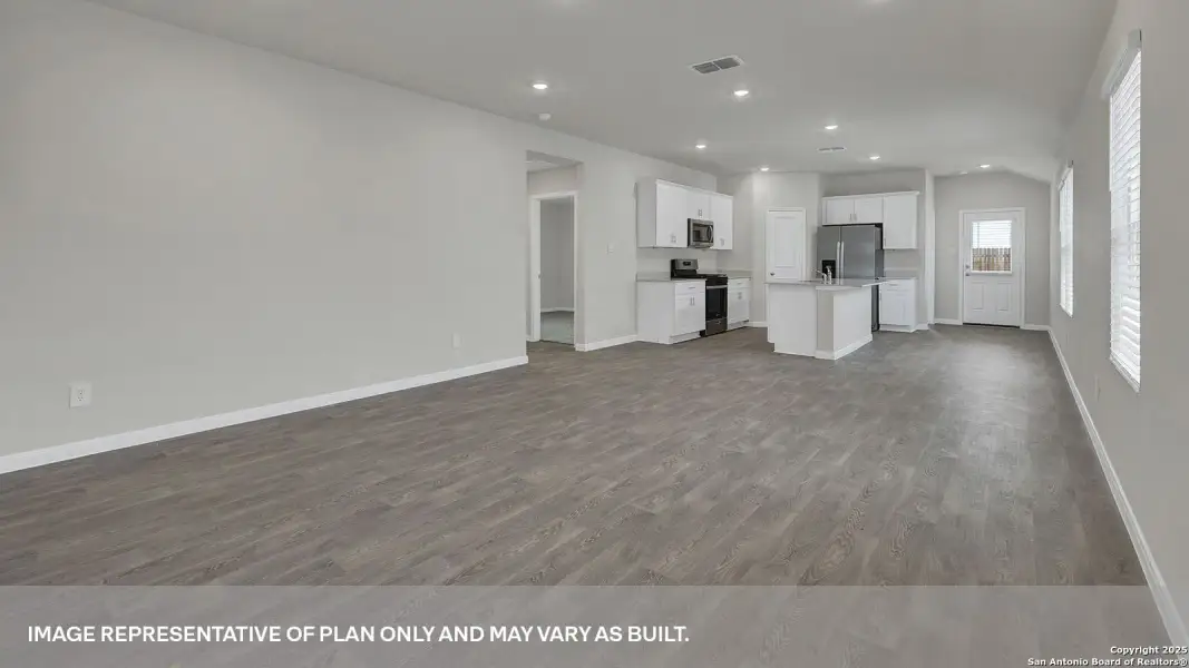 Spacious, unfurnished interior of a new home in Whisper South, San Marcos (Image 15). Spacious, unfurnished interior of a new home in Whisper South, San Marcos (Image 15).