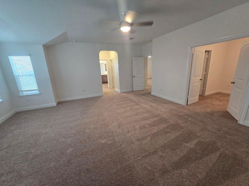 Spacious, unfurnished interior of a new home in McKinney Crossing, Austin (Image 25). Spacious, unfurnished interior of a new home in McKinney Crossing, Austin (Image 25).