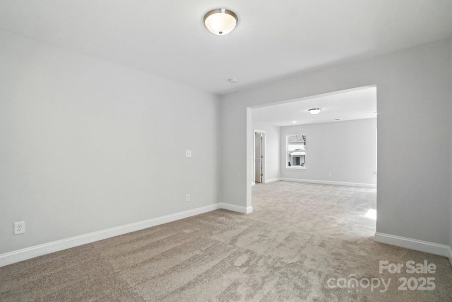 Spacious, unfurnished interior of a new home in Hampton Woods, Charlotte (Image 26).